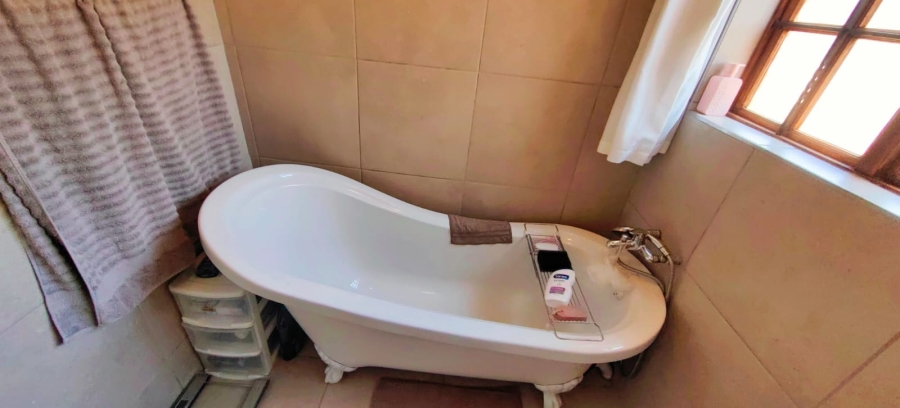 3 Bedroom Property for Sale in Grimbeeck Park North West